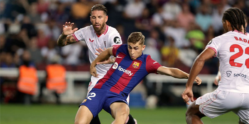 Nhận định chi tiết trận đấu Sevilla vs Barcelona